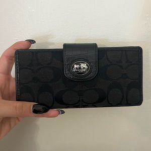 Coach wallet